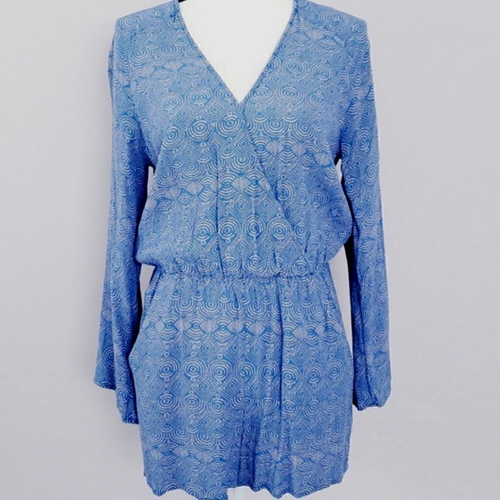H&M Blue Geometric Print Bell Sleeve V-Neck Romper